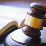 Kdo bo na odgovornost poklical ustavno sodnico, ki se sklicuje na članke portala Necenzurirano, ki so ga zaradi napačnih navedb kasneje celo popravljali?