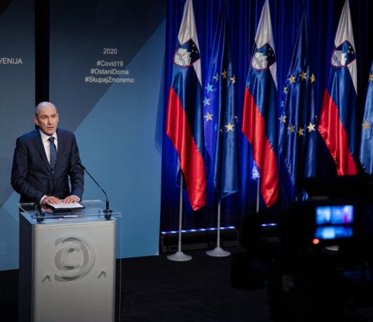 Premier Janez Janša: Slovenija dokazuje tudi navzven, da znamo in zmoremo.