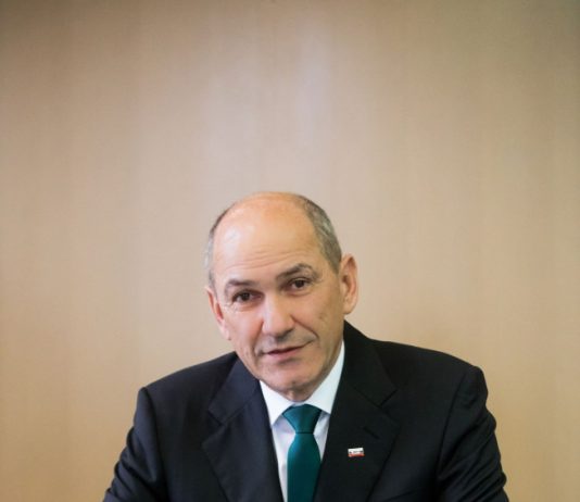 Predsednik slovenske vlade Janez Janša: Slovenija je na pravi poti