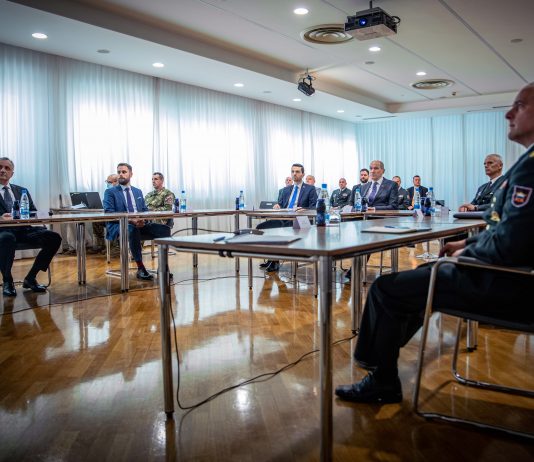 Predsednik vlade Janez Janša: Slovenski vojski bomo zagotovili ustrezne pogoje za delovanje