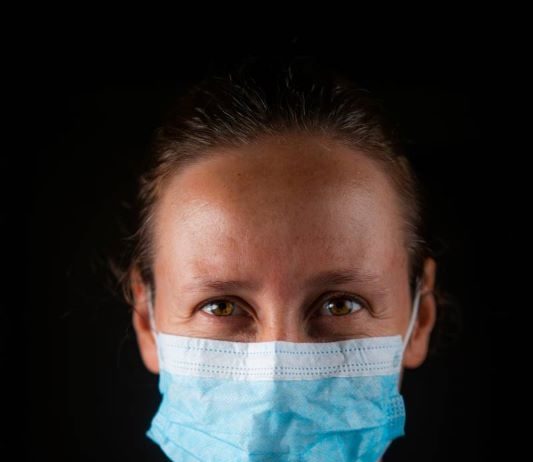 Zapis na družbenem omrežju uporabnice glede nenošenja mask: “Mimogrede, Marko Potrč že od 17.9. ni nič objavil. Je izgubil polet, motivacijo, zagnanost?”