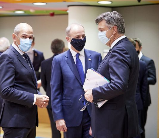 Predsednik vlade Janez Janša: Prepričan sem, da bo dovolj modrosti, znanja in energije, da se bomo dogovorili tako glede evropskega proračuna kot tudi glede ustreznih sredstev v skladu za okrevanje in odpornost