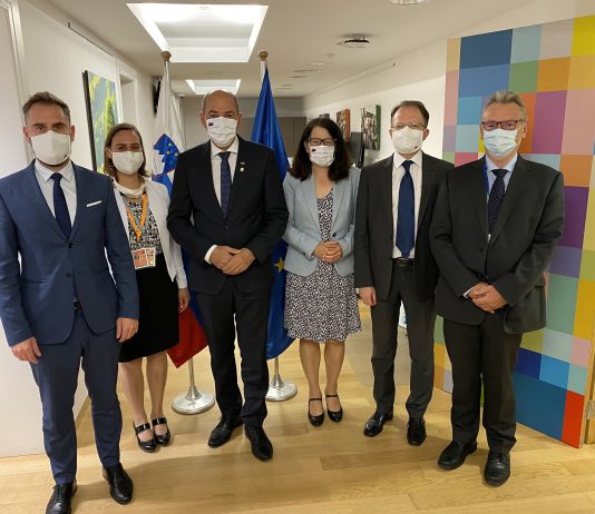Janez Janša zadovoljen z vrhom EU in doseženim dogovorom, Slovenija ostaja neto prejemnica