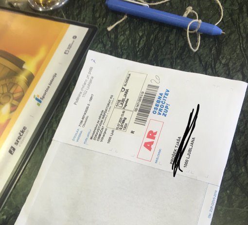 Alleluja! Neuradna soorganizatorka petkovih politkolesarskih mitingov končno oglobljena?