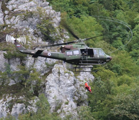 Gorska reševalna zveza in Slovenska vojska izvedli vajo reševanja v gorah