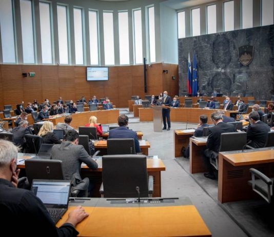 Predsednik vlade Janez Janša: S šestim protikorona paketom želimo ohraniti kondicijo družbe, države in gospodarstva