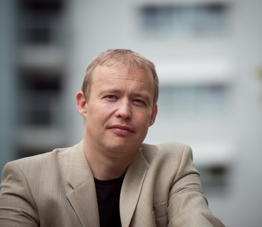 Matej Lahovnik: “Slovenija zaradi verodostojnih ukrepov vlade ohranila ugled na finančnih trgih in to nam omogoča, da se poceni zadolžujemo, praktično po negativni obrestni meri.”