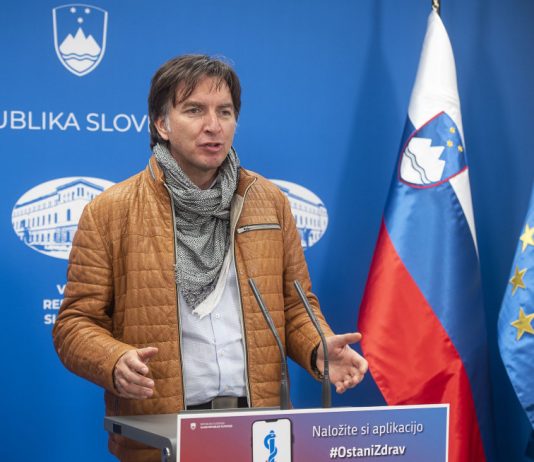 Samo z odgovornim in samozaščitnim vedenjem lahko ustavimo širjenje virusa