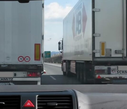 Z novim letom na avtocesti A1 prepoved prehitevanja tovornih vozil v dnevnem času