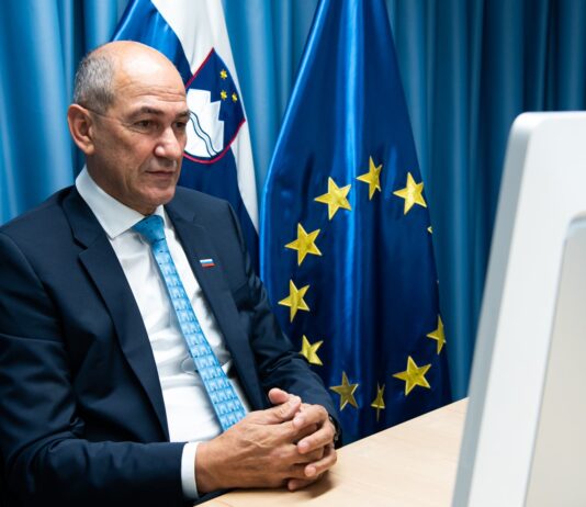 Predsednik vlade Janez Janša na plenarnem zasedanju Evropskega odbora regij: Za krepitev zaupanja v evropski projekt je potrebno, da bodo državljani v resnici izkušali, da je EU prostor sodelovanja in območje, v katerem se lahko učimo drug od drugega