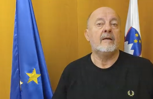 Bizarno: Zmago Jelinčič šokiral z izpovedjo na Facebooku kako naj bi mu predsednik Okrožnega sodišča v Ljubljani grozil!