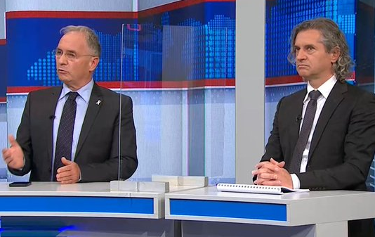 (Video) Ob Alešu Hojsu Robertu Golobu zmanjkalo argumentov: “Gospod Golob je ustvaril mit, da je on nezamenljiv. Vsak je zamenljiv.”