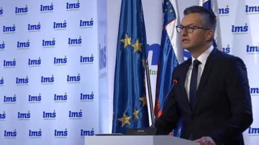 Lokalni šef LMŠ Ilirska Bistrica naj bi županu Emilu Rojcu ob morebitnem prevzemu oblasti s strani LMŠ grozil s črno luknjo