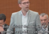 Ivan Simič ponosnemu nasledniku komunistov: “Seveda, božičnica raste na drevesu. Samo utrgaš jo in jo daš zaposlenim.”