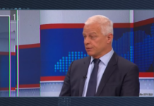Politolog Miro Haček opozarja, da je Drago Kos uprizoril enega najbolj bizarnih nastopov naše javne RTV, hkrati pa pokazal izredno živčnost na levici