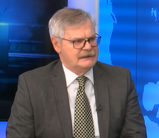 Kredibilnost pa taka! Kako se Boris Štefanec kar preko Facebooka “ponuja” Gibanju Svoboda