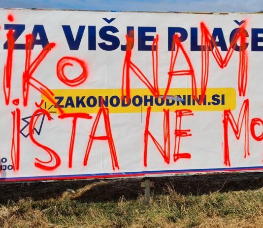 Preberite s kakšno sovražnostjo so tokrat popisali panoje stranke SDS v Radljah ob Dravi