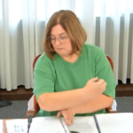 Tamara Vonta in Tomaž Modic, novinarjem gledala “v hladilnik”, danes Tina Bercelj straši pred tem kako si tega želi nova oblast!