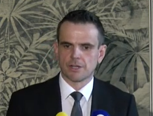 Dr. Matej Avbelj: “Kako naj ljudje zaupajo RTV, ko je nanj vkorakal nekdanji premier z napovedjo očiščenja janšistov, pri tem pa nihče ni odreagiral?”