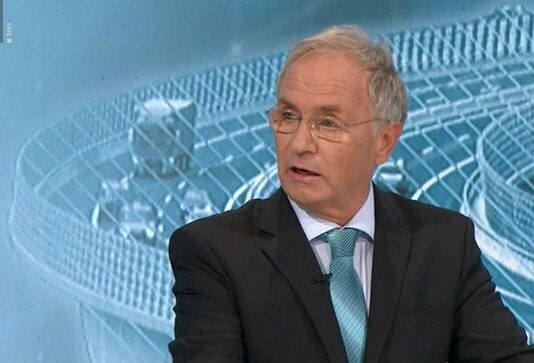 Aleš Hojs: “Politiki, posebej ministri, niso fikusi! So na položajih zato, da odločajo.”