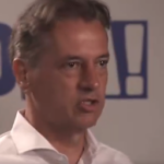 Pred volitvami so se priklanjali Robertu Golobu, danes tarnajo kako jim sistem v bolnišnici razpada!