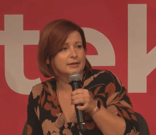 Janez Janša: “Vrhuuunska “menedžerka” iz vrst politkolesarjev. Sedaj je jasno zakaj imamo takšno javno zdravstvo”