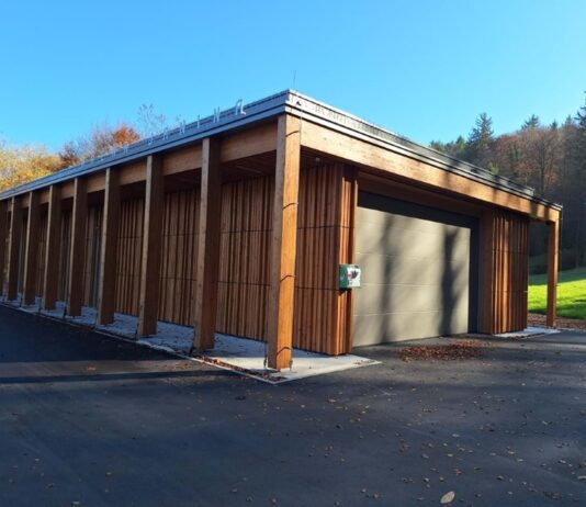 Občina Rogaška Slatina: Naprava AED tudi na Areni Janina v Rogaški Slatini