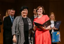 Mestna občina Celje: Prva Vrežetova nagrada Mladinskemu pevskemu zboru OŠ Franceta Bevka Tolmin