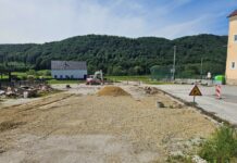 Občina Slovenske Konjice: V teku gradnja parkirišč in pločnika pri POŠ Žiče